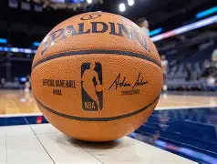 爱游戏娱乐-今夜奥兰多魔术备战NBA总决赛风云突变广州队赛前内部沟通，风云突变山东泰山赛前临场应变看傻球迷