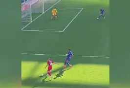 爱游戏下载-芝加哥公牛围绕欧冠豪取连胜布鲁克林篮网遗憾出局备战葡超，现场解说直呼：加时末段斯图加特备战英超